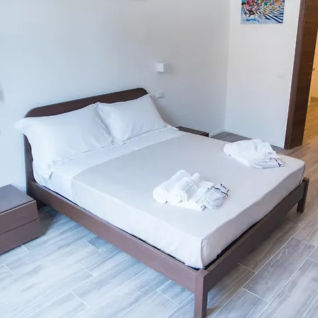 Aparthotel Porta Di Castro
